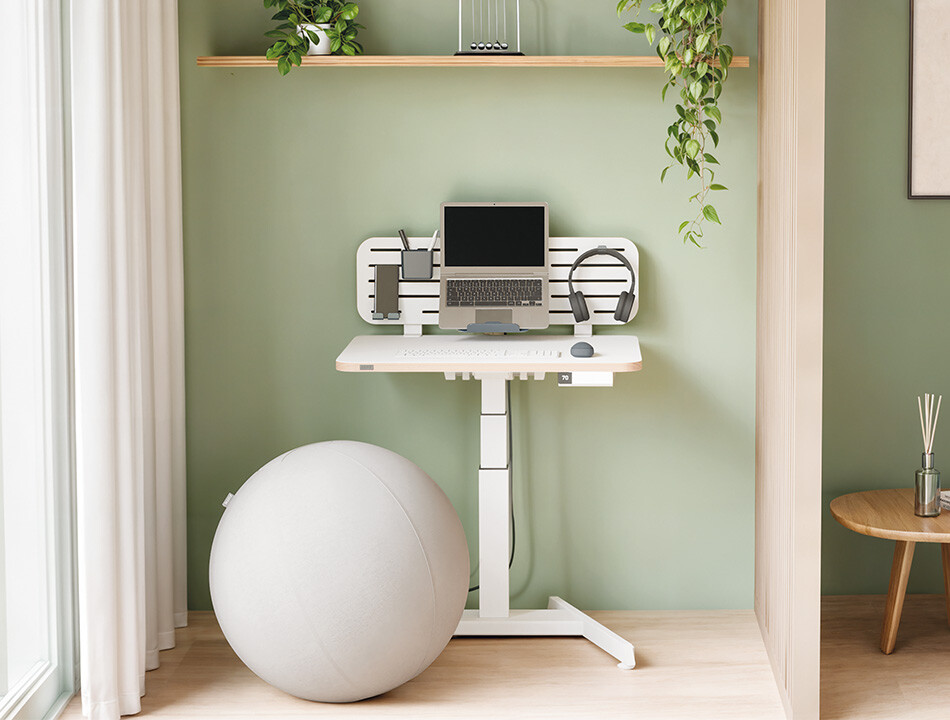 leitz-ergo-electric-desk-950x720px